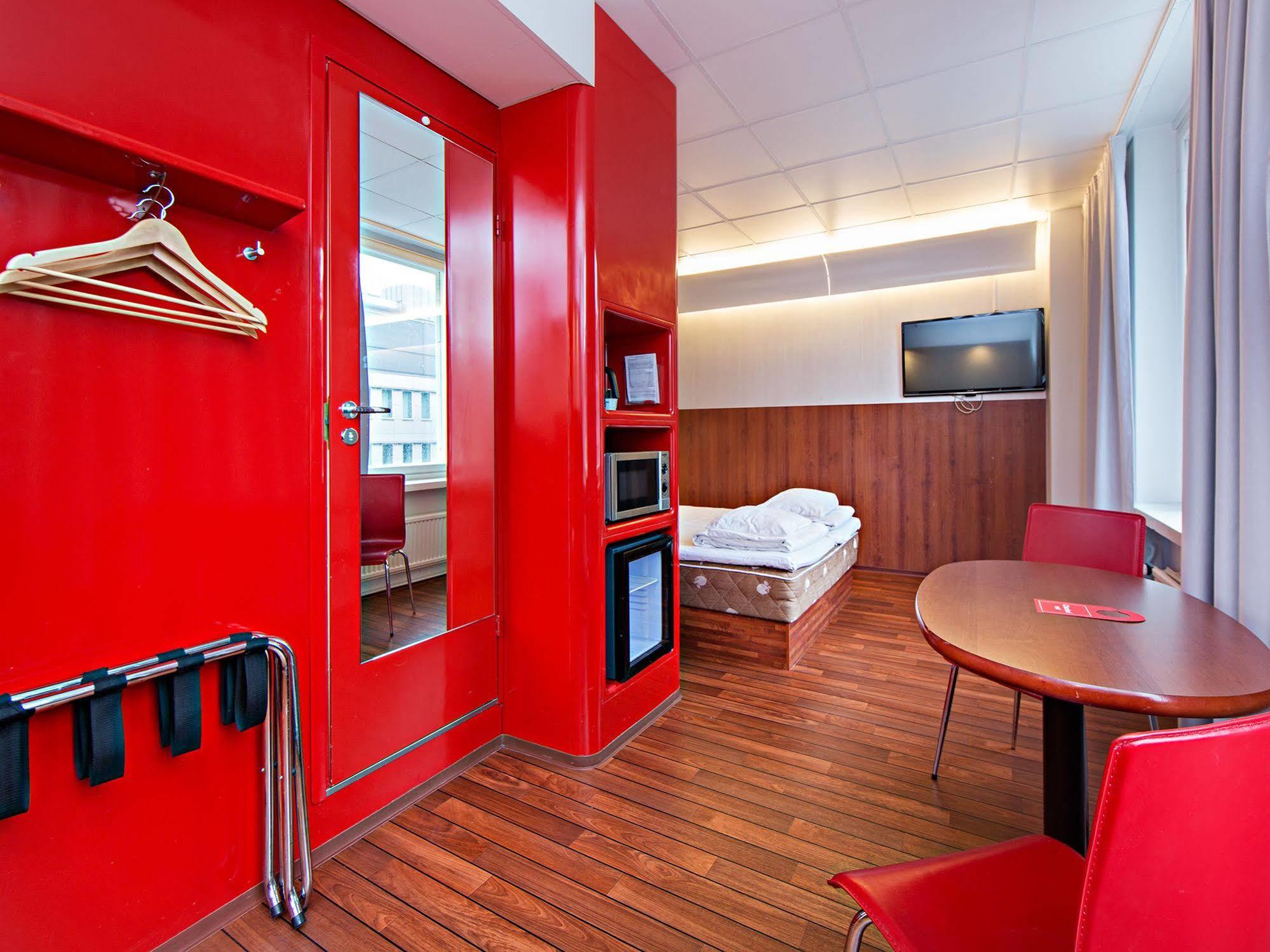 Omena Hotel Tampere Exterior photo